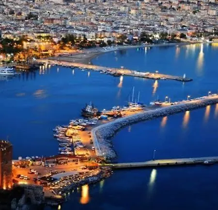Eligible Furnished Flat 50 Meters To The Apartment